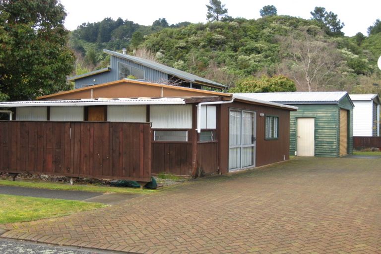 Photo of property in 5 Pearce Place, Kinloch, Taupo, 3377
