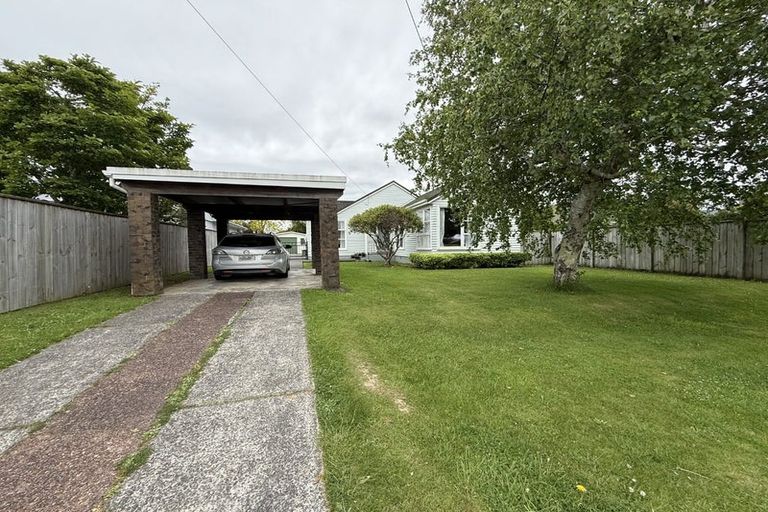 Photo of property in 12 Argyle Grove, Trentham, Upper Hutt, 5018