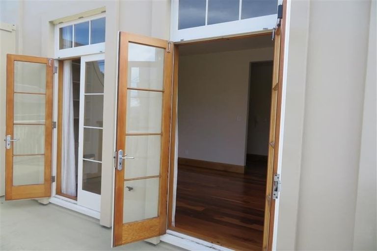 Photo of property in 310u8 Tinakori Road, Thorndon, Wellington, 6011