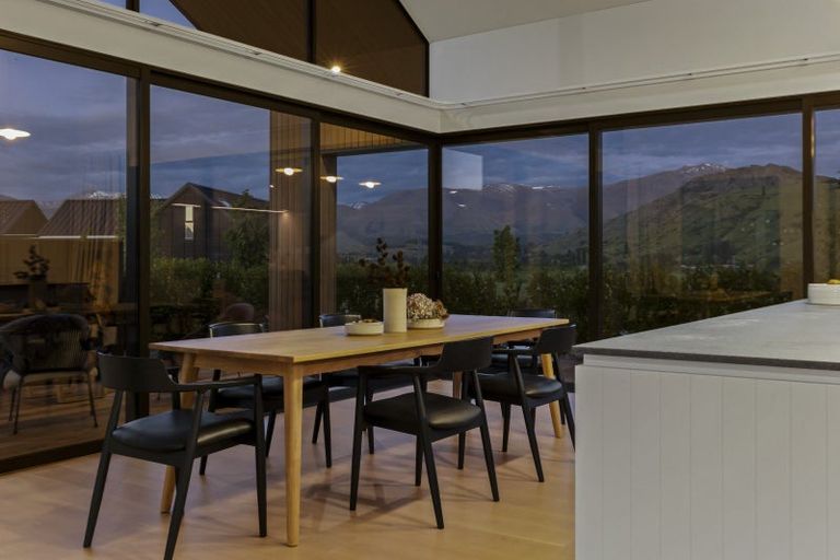 Photo of property in Kawarau Heights, 18 Kawarau Heights Boulevard, Lake Hayes, Queenstown, 9304