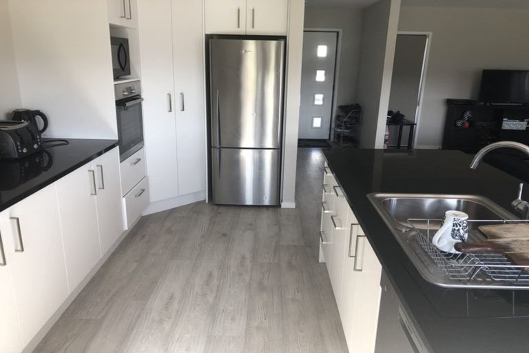 Photo of property in 7 Pae Moana Place, Stanmore Bay, Whangaparaoa, 0932