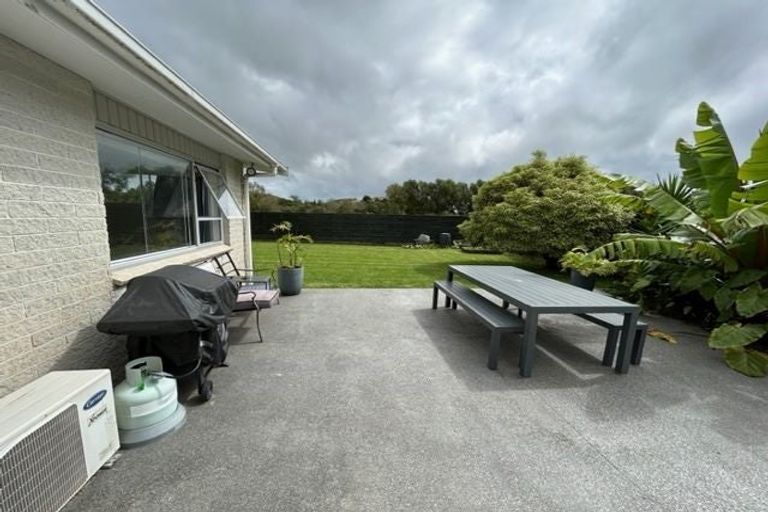 Photo of property in 19 Nimmo Avenue, Waikanae, 5036
