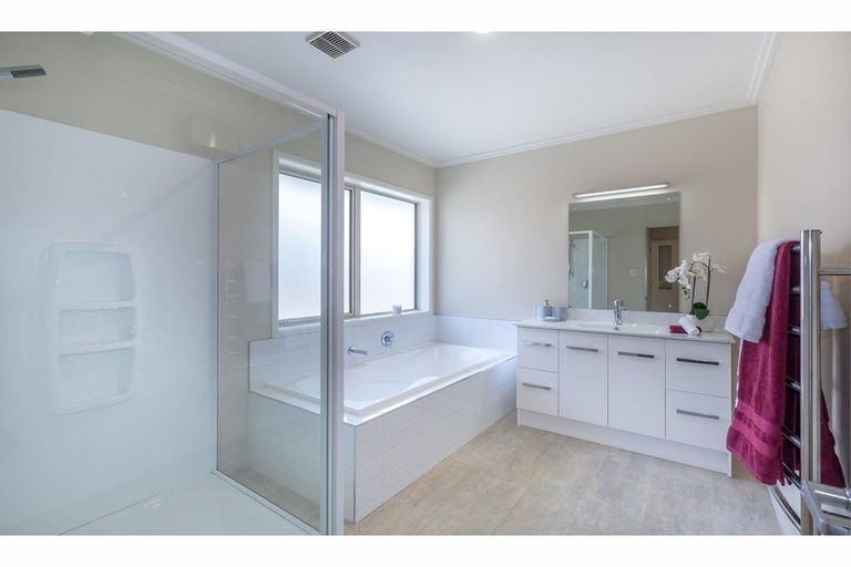 Photo of property in 25 Muir Avenue, Halswell, Christchurch, 8025