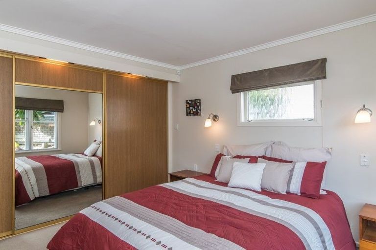 Photo of property in 169 Broderick Road, Johnsonville, Wellington, 6037