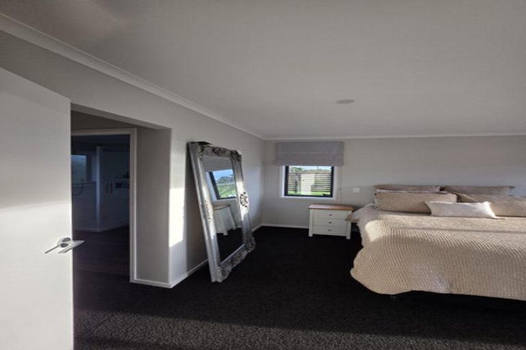 Photo of property in 3 Highland View Drive, Tokomaru, Palmerston North, 4474
