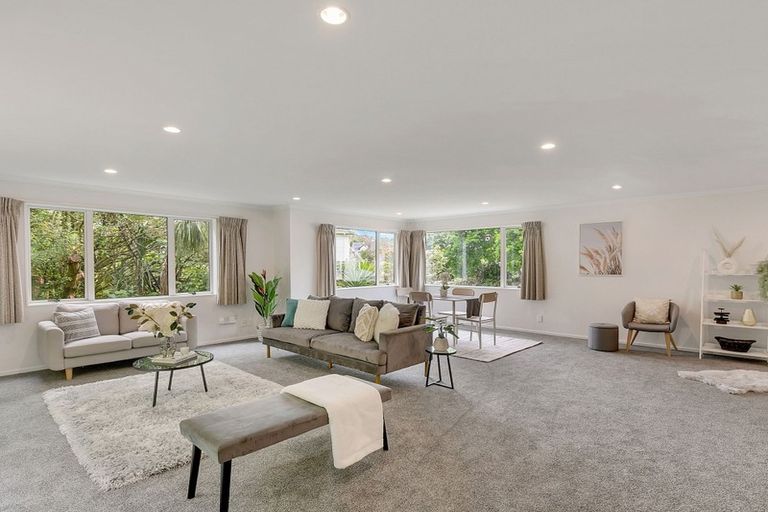 Photo of property in 63a Larsen Crescent, Tawa, Wellington, 5028