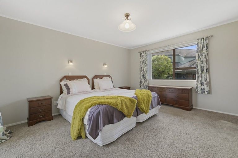 Photo of property in 35 Clivedene Street, Matua, Tauranga, 3110