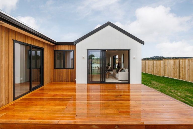 Photo of property in 20 Parkside Avenue, Maewa, Feilding, 4702