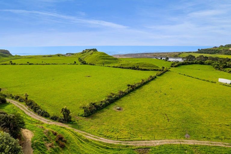 Photo of property in 78 Waitoetoe Road, Mimi, Urenui, 4377