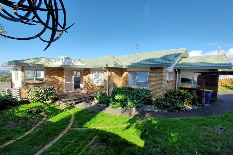 Photo of property in 79 Garton Drive, Massey, Auckland, 0614