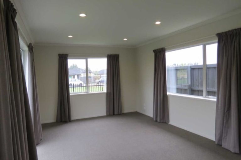 Photo of property in 20 Ridgeway Avenue, Rolleston, 7615