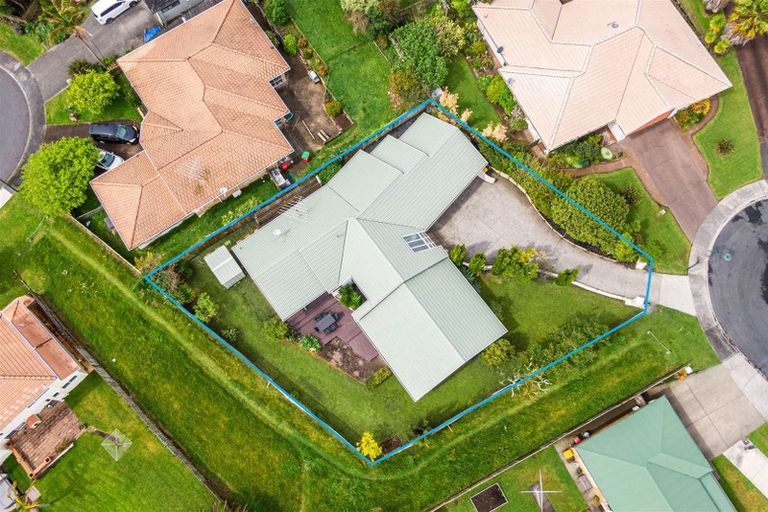 Photo of property in 10 Sandpiper Grove, Unsworth Heights, Auckland, 0632