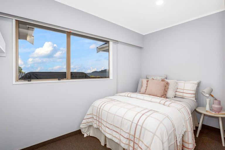 Photo of property in 8 Rydal Place, Southgate, Wellington, 6023