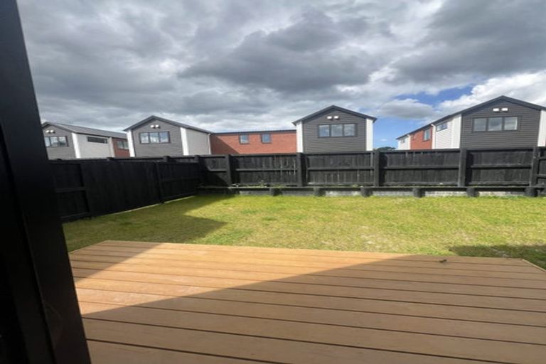 Photo of property in 41u4 Prisk Street, Melville, Hamilton, 3206