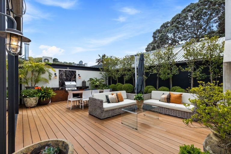 Photo of property in 10a Victoria Road, Devonport, Auckland, 0624