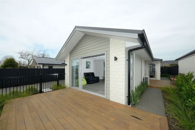 Photo of property in 4 Kamahi Place, Bishopdale, Christchurch, 8051