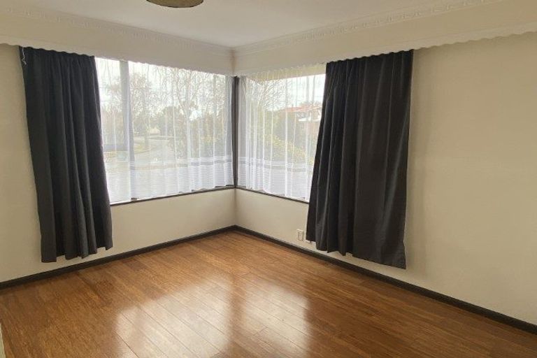 Photo of property in 58 Greendale Avenue, Avonhead, Christchurch, 8042