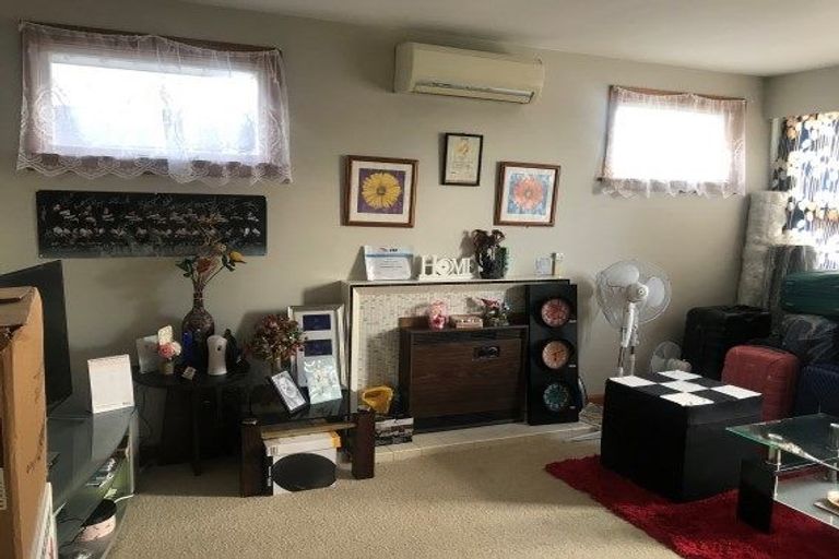 Photo of property in 39 Skerten Avenue, Hornby, Christchurch, 8042