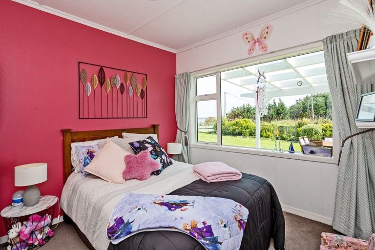 Photo of property in 2 Neva Street, Fortrose, Invercargill, 9875