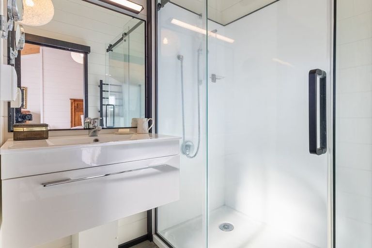 Photo of property in 20 Olive Terrace, Paraparaumu Beach, Paraparaumu, 5032