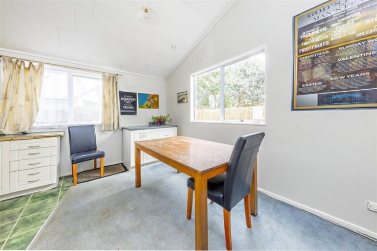 Photo of property in 8 Dosina Place, Flat Bush, Auckland, 2023