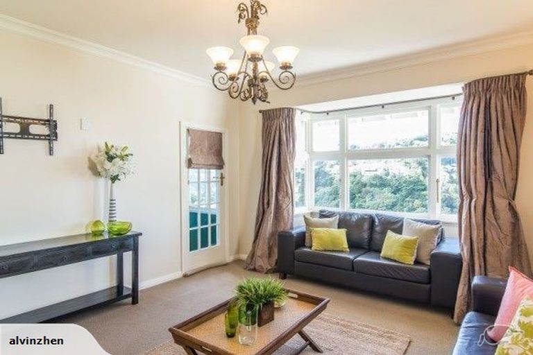 Photo of property in 15 Fitzroy Street, Wadestown, Wellington, 6012