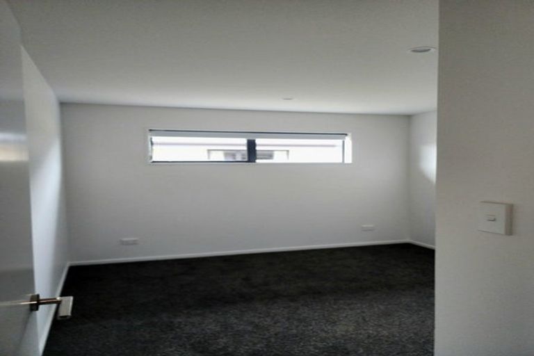 Photo of property in 2 Ellmers Street, Woodend, 7610