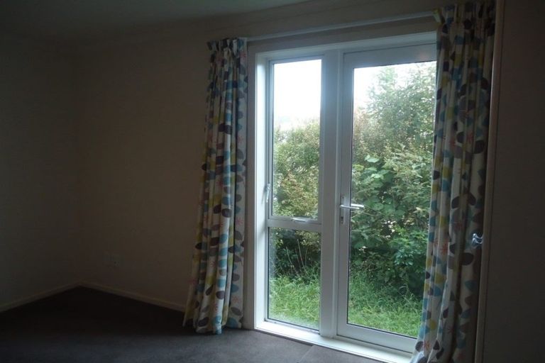 Photo of property in 2/57 Simla Crescent, Khandallah, Wellington, 6035