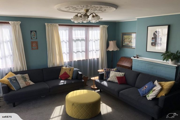 Photo of property in 43 Marlborough Street, Feilding, 4702