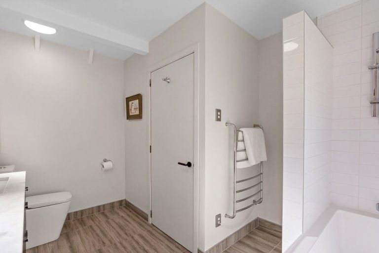 Photo of property in 10 Tuawera Terrace, Clifton, Christchurch, 8081