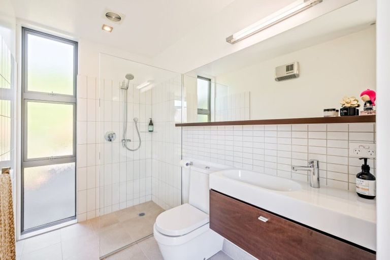 Photo of property in 125 Meadowstone Drive, Wanaka, 9305