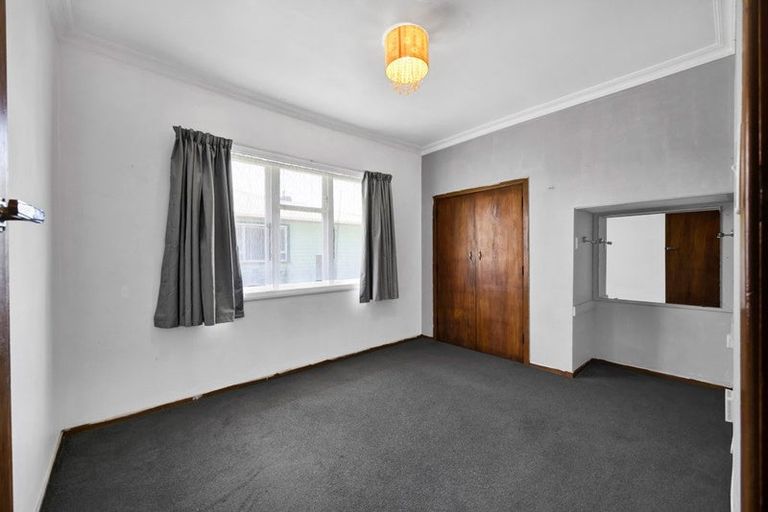 Photo of property in 20 Mclean Street, Hawera, 4610