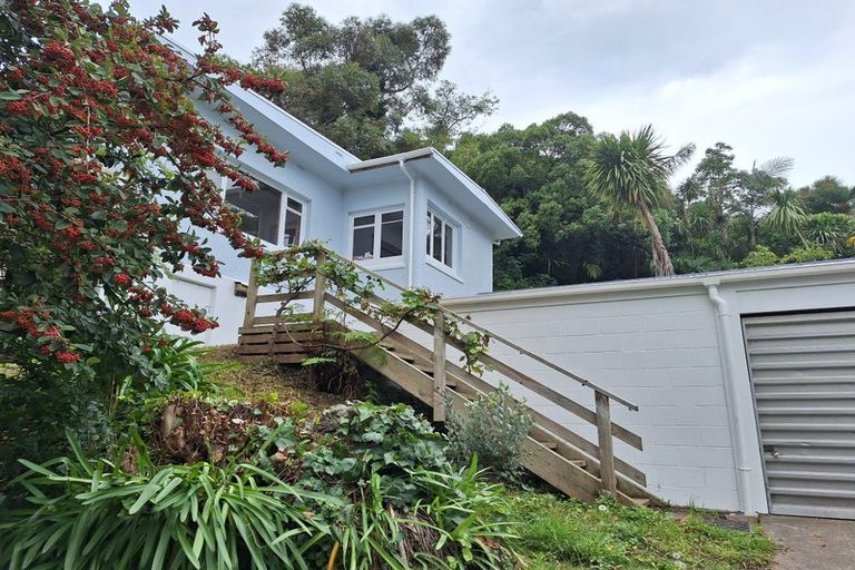 Photo of property in 39 Chaucer Road, Hospital Hill, Napier, 4110