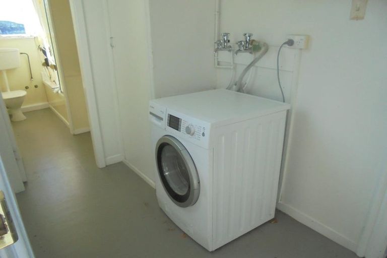 Photo of property in 11 Grosvenor Terrace, Wadestown, Wellington, 6012