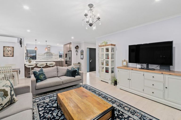 Photo of property in 15u6 Onukutara Place, Huntington, Hamilton, 3281