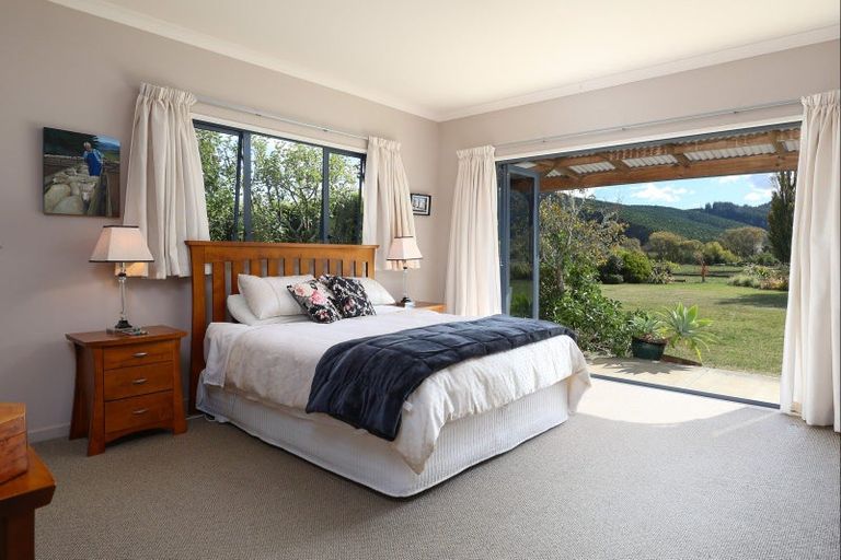 Photo of property in 19 Whiting Drive, Wakefield, 7025