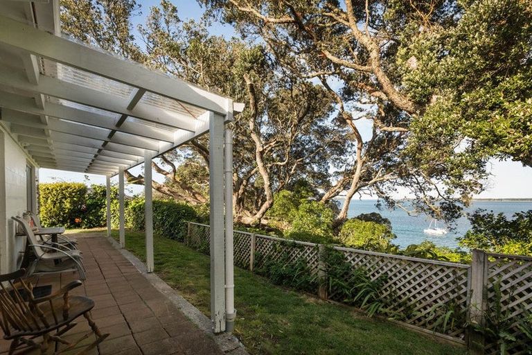 Photo of property in 20 Moana Drive, Tanners Point, Katikati, 3177