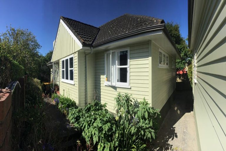 Photo of property in 2 Hatton Street, Karori, Wellington, 6012