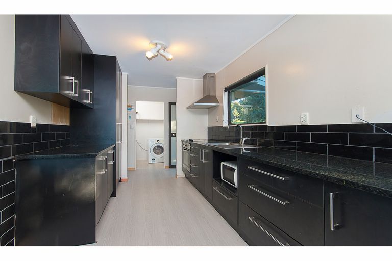 Photo of property in 31 Colombo Road, Waiuku, 2123