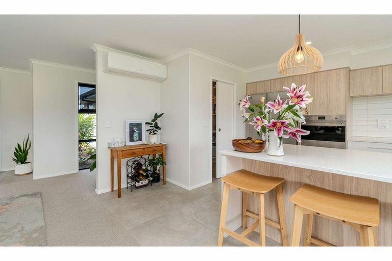Photo of property in 11 The Lakes Drive, Kerikeri, 0230