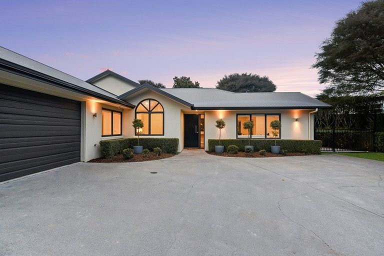 Photo of property in 12 Cabernet Close, Rototuna, Hamilton, 3210