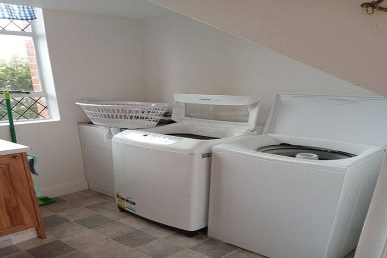 Photo of property in 606 Pioneer Highway, Highbury, Palmerston North, 4412