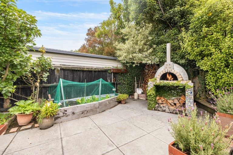 Photo of property in 37 Gosset Street, St Albans, Christchurch, 8014