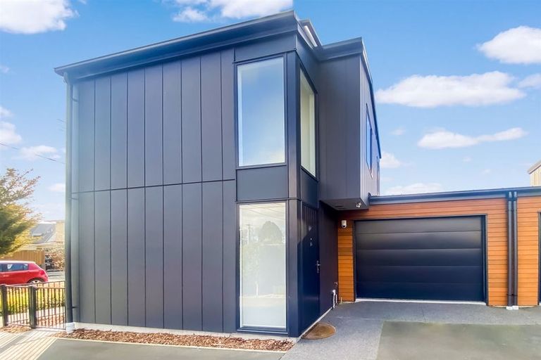 Photo of property in 10 Meredith Street, Addington, Christchurch, 8024