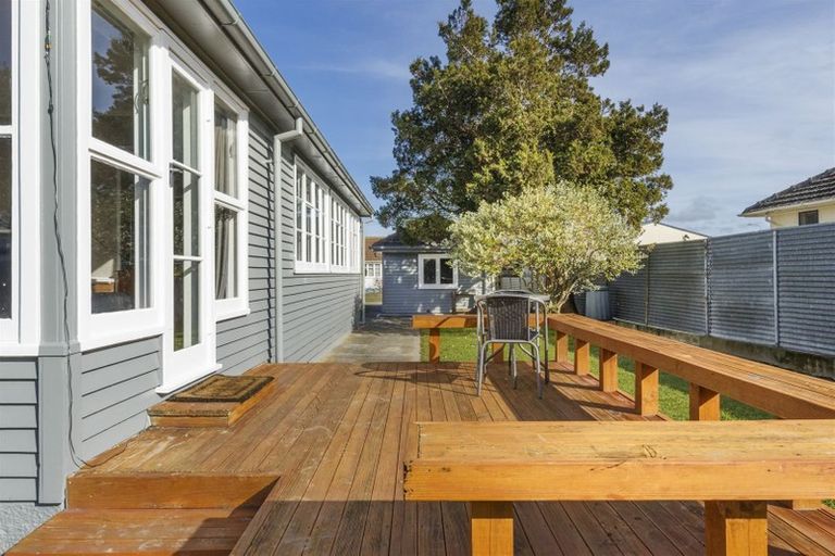 Photo of property in 41 Hulme Street, Roslyn, Palmerston North, 4414