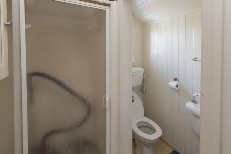 Photo of property in 230a Breezes Road, Aranui, Christchurch, 8061
