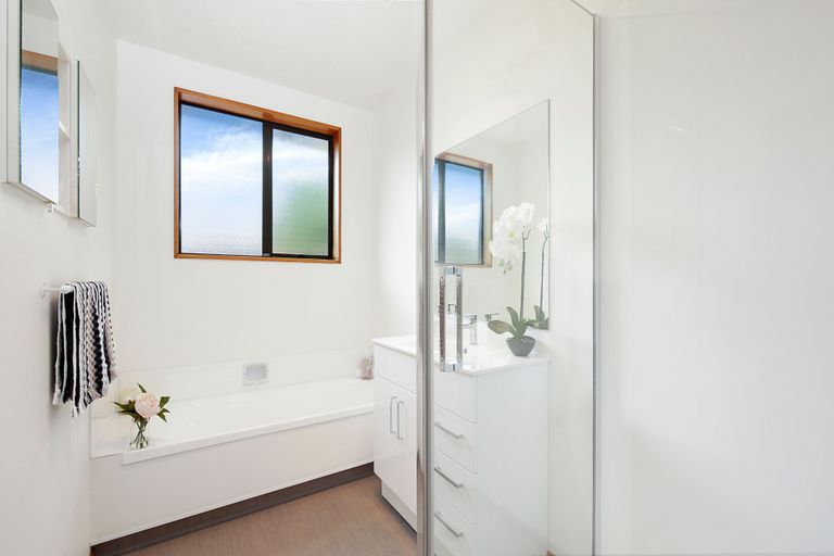 Photo of property in 228 Yaldhurst Road, Avonhead, Christchurch, 8042