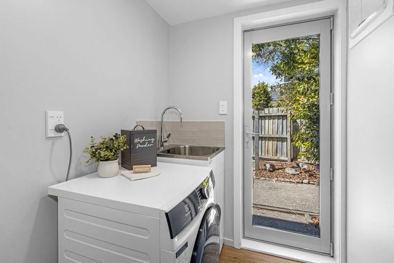 Photo of property in 10 Glenys Place, Broomfield, Christchurch, 8042