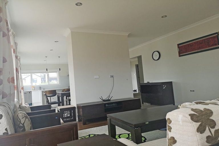 Photo of property in 6 Whaley Greens, Silverdale, 0932