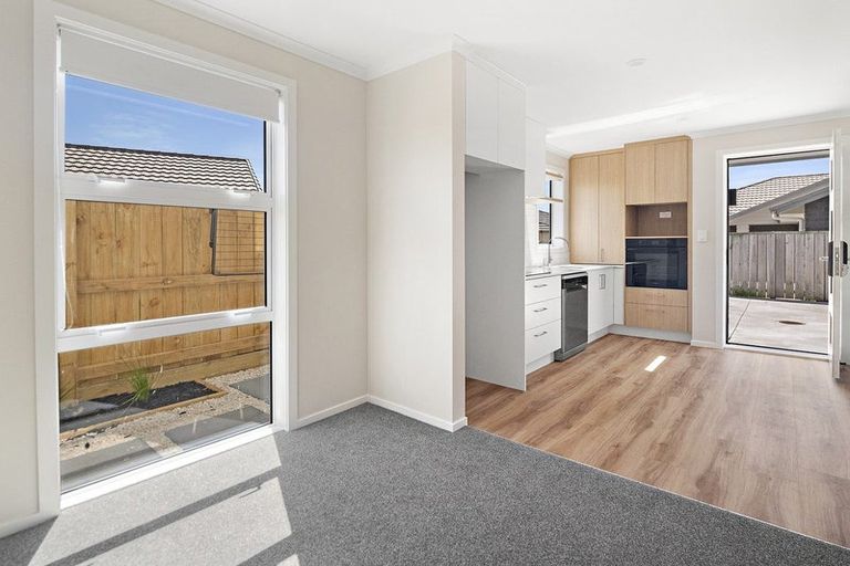 Photo of property in 38 Richardson Road, Omokoroa, 3114